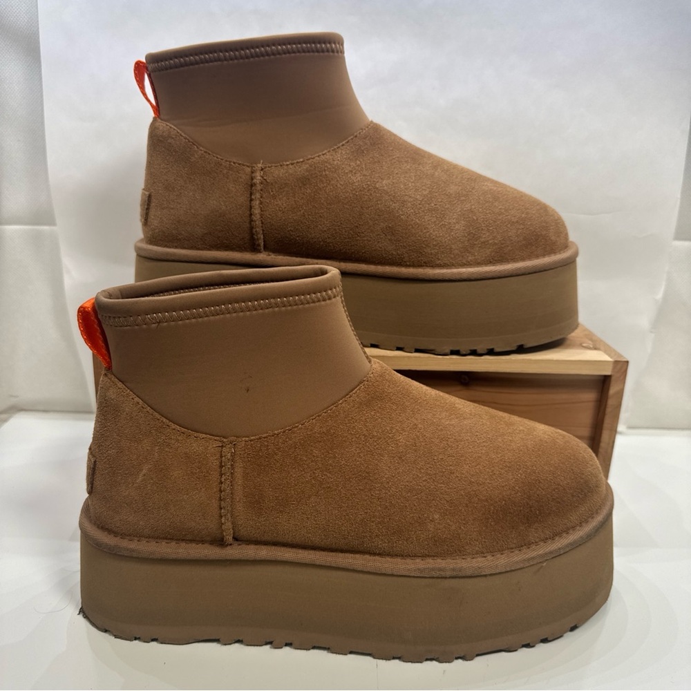 Ugg Classic Mini Dipper Thundercloud Chestnut Boo… - image 2